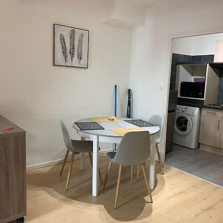 Aubenas : Beau Studio, Proche Du Chateau Exterior photo